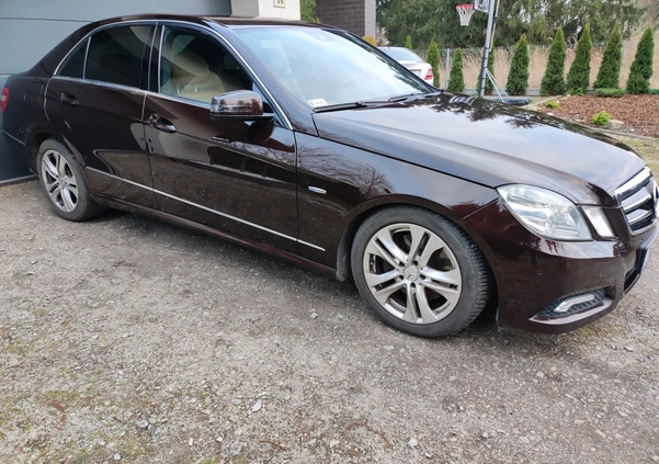 Mercedes-Benz Klasa E cena 19000 przebieg: 222000, rok produkcji 2009 z Zator małe 16